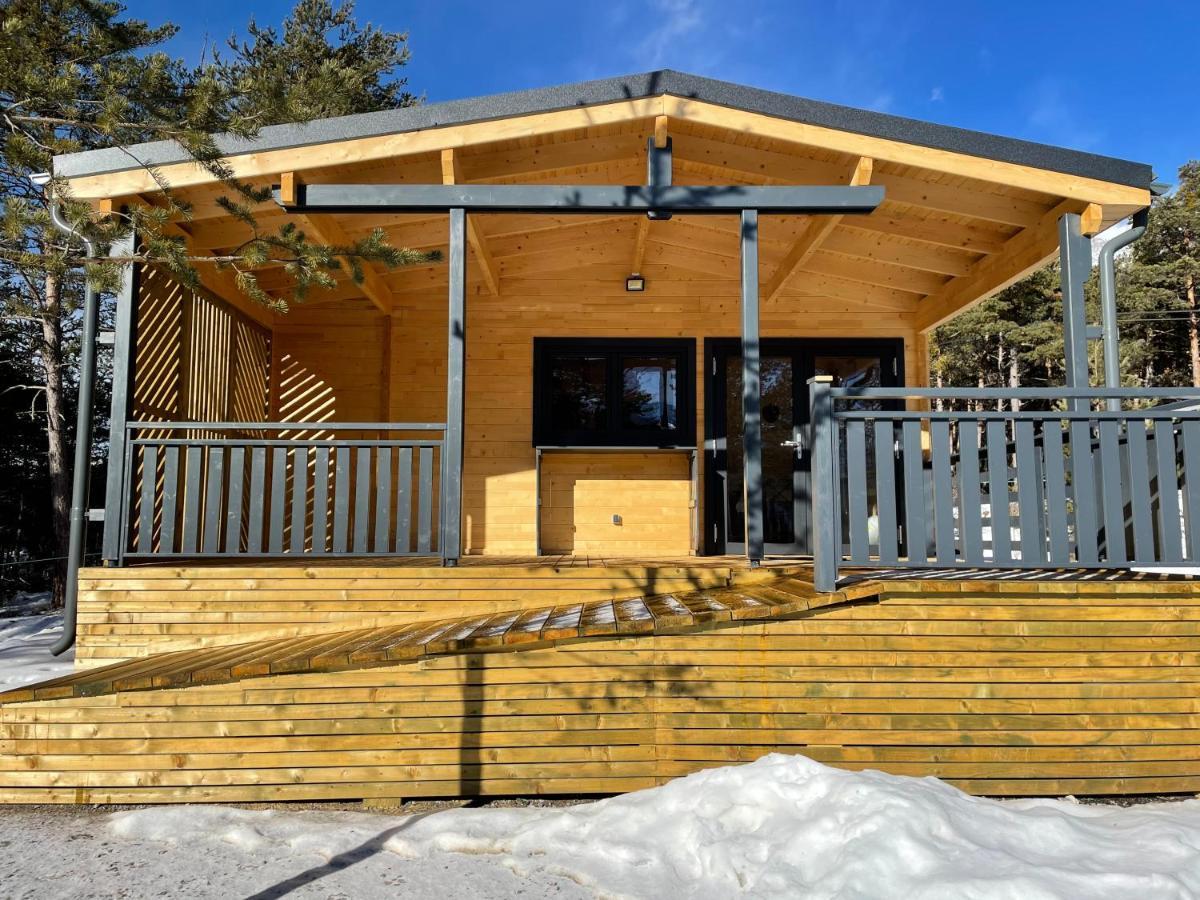 Parc Residentiel De Loisir : Le Loup Blanc Du Riou Barcelonnette Exterior foto